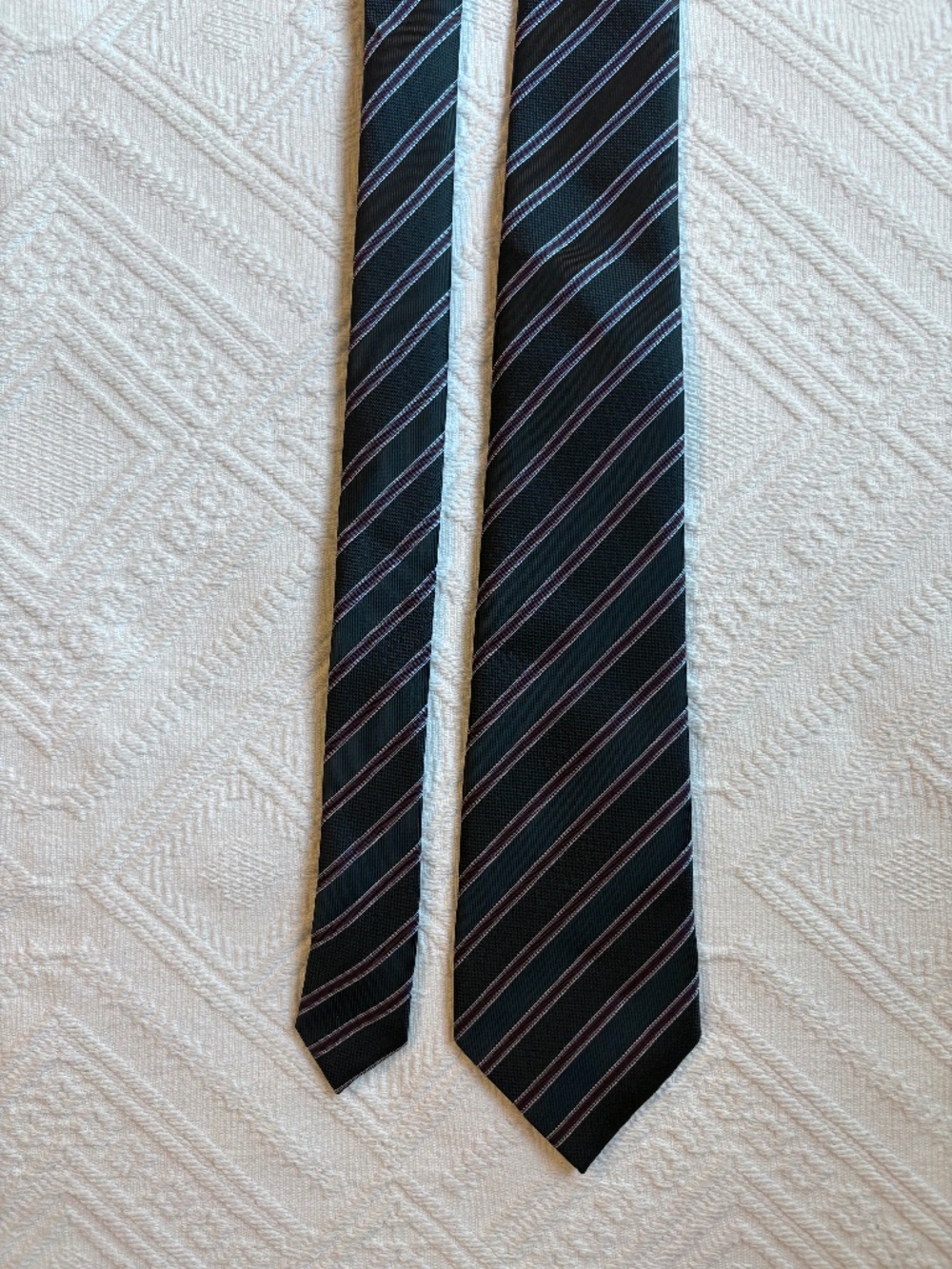Adulove Men's Necktie - Black with Red & Silver Diagonal Stripes